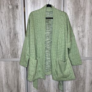 Nike Yoga Jacket Size S Quilted Colorful Athleisure Therma Fit Green